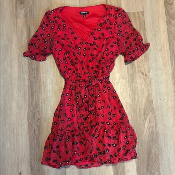 Red Floral Dress Express - Picture 1 of 4